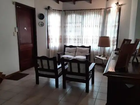 Casa en Venta en Castelar, USD 130.000