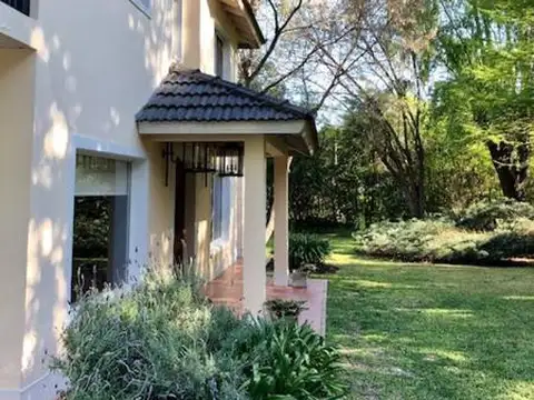 Casa en Venta en El Moro, USD 350.000