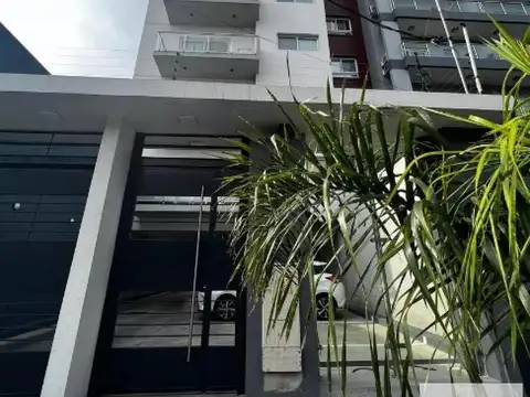 Avenida Mitre e/ Guido y Diaz de Solís