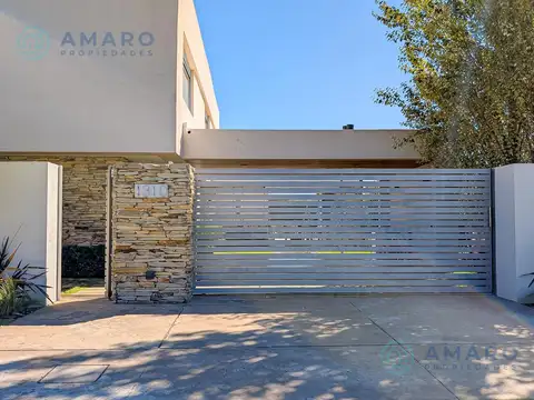 Casa en Venta de 4 dormitorios