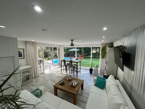 Casa 7 ambientes con 3 baños