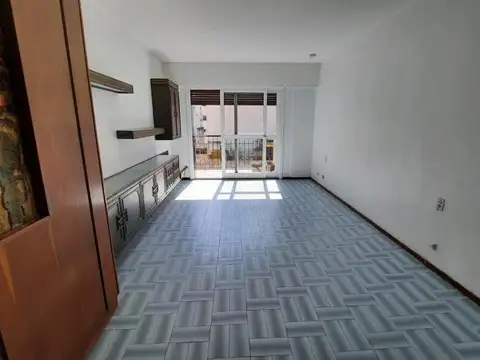 4 AMB / DEP SERVICIO  / BAULERA / COCHERA FIJA
