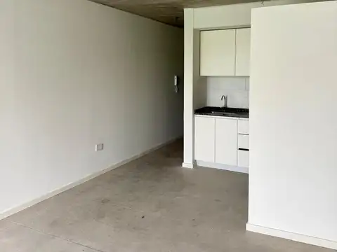 Alippi 9200, Piso 2