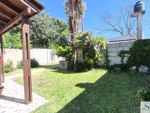 Depto Tipo Casa en Venta de 3 ambientes