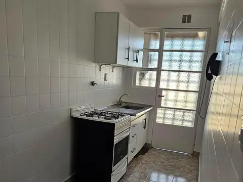 Alfredo R. Bufano 700, Piso 17°