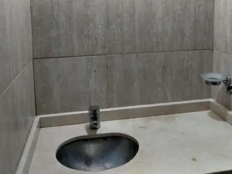 Departamento en Alquiler en Echesortu, $ 350.000