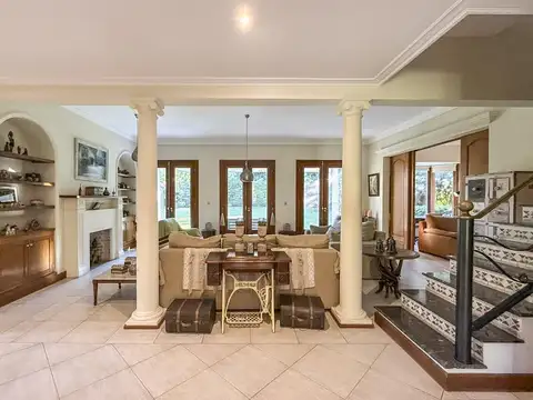 Casa en Venta con 1 cochera