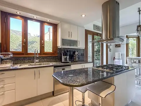 Casa en Venta de 4 dormitorios
