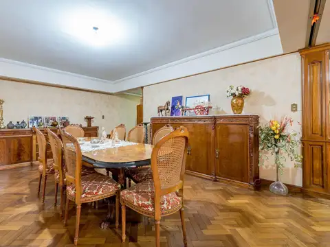 Departamento en Venta de 5 dormitorios