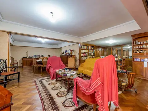 Departamento 10 ambientes con 4 baños