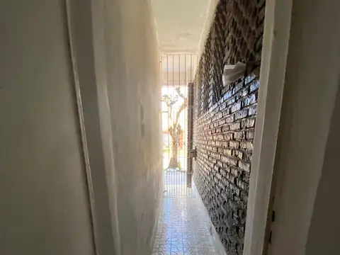 Depto Tipo Casa en Venta en Haedo Sur, USD 89.000