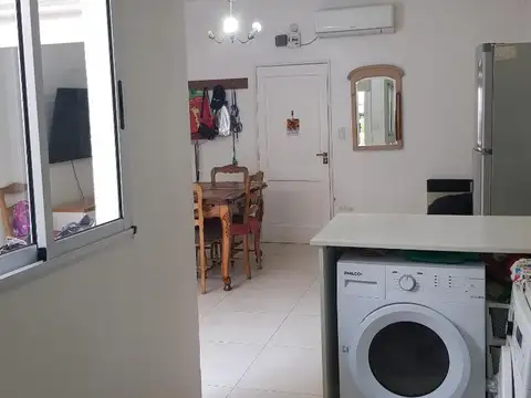 Depto Tipo Casa 3 ambientes con 1 baño