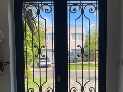 Barrio Hudson Chico 163 6600