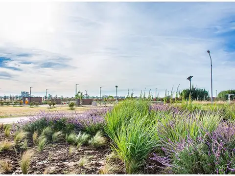 Terreno comercial en EcoVida sobre Ruta 18