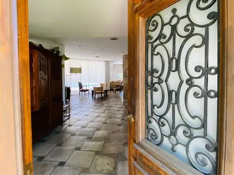 Casa en venta de 6 dormitorios COUNTRY ARANZAZU