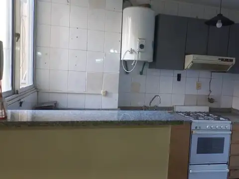 Av Brasil 600, Piso 2