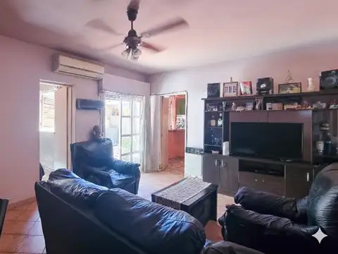 Depto Tipo Casa en Venta en Monte Castro, USD 135.000