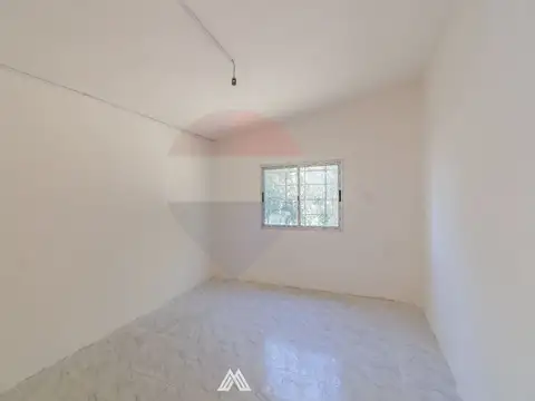 Casa en Alquiler con 1 cochera