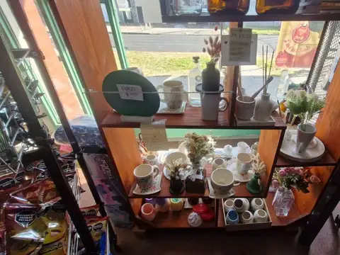 VENTA FONDO DE COMERCIO RENTABLE EN BURZACO