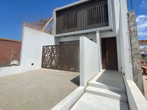 DUPLEX VENTA 3 DORMITORIOS EN NOBU TOWN DOCTA