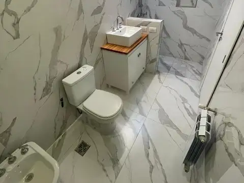 Casa 4 ambientes con 3 baños