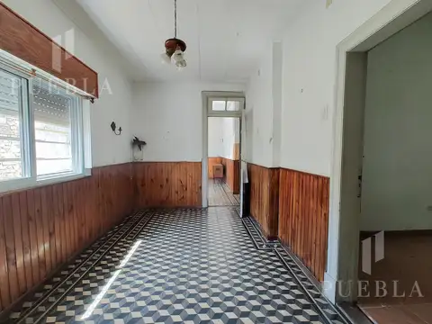 VENTA DE PH AL FONDO CON GRAN PARQUE DE 233M A RECICLAR. TURDERA-LOMAS DE ZAMORA.