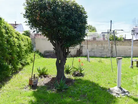 Depto Tipo Casa en Venta de 3 dormitorios
