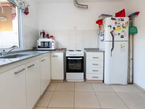 VENTA PH 3 AMBIENTES CON PATIO EXCELENTE UBICACIÓN