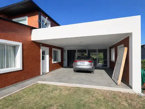 Casa en 4 hojas