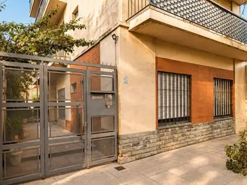 Depto semipiso  venta centro de Ballester 3 ambi