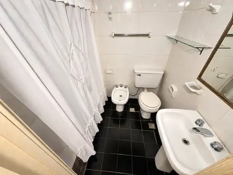 Departamento en Alquiler en Plaza San Martín, $ 750.000