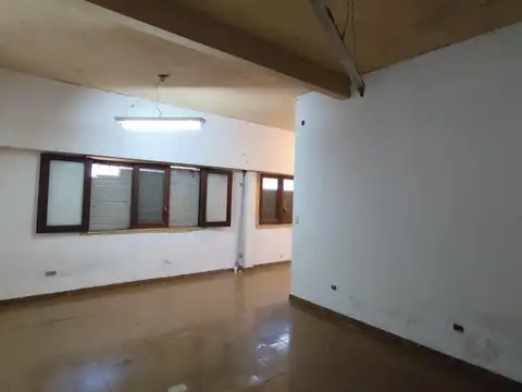 Depto Tipo Casa en Alquiler de 3 ambientes