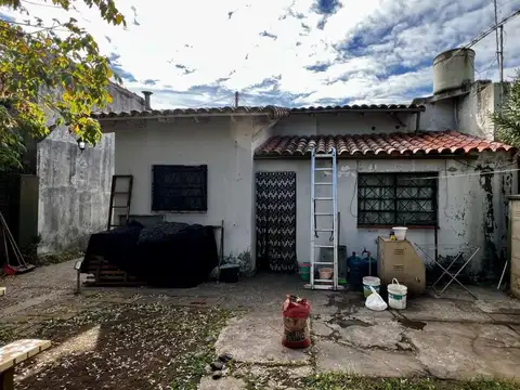 CASA 3 AMBIENTES VENTA EN LONGCHAMPS