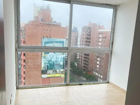 Departamento en Alquiler en Alberdi, $ 700.000