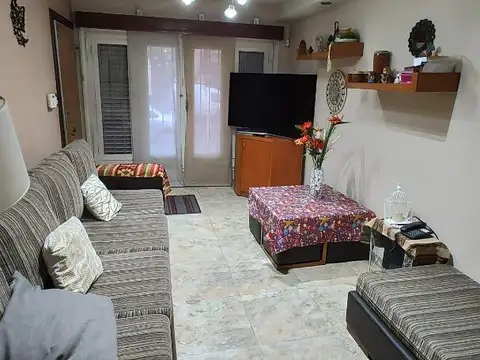 Carlos Pellegrini 400