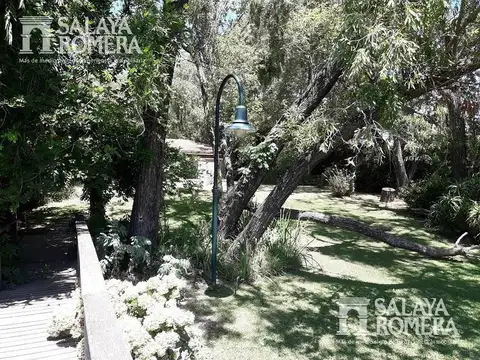 Casa 2 ambientes con 1 baño