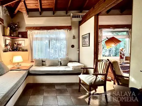 Casa 2 ambientes con 1 baño