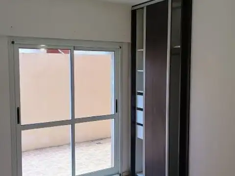 Departamento en Alquiler en Capitan Bermudez, $ 550.000