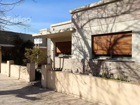 Casa en Pérez, ideal inversión