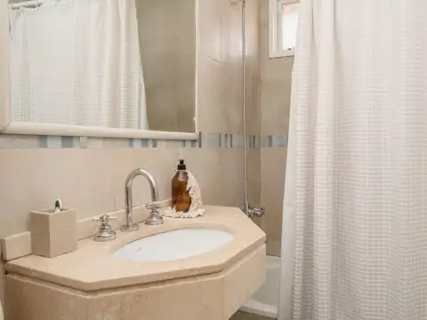 Departamento en Venta con 1 cocheras