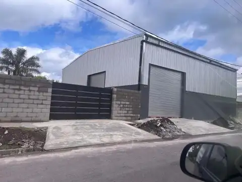 Galpón a estrenar a una cuadra de Panamericana