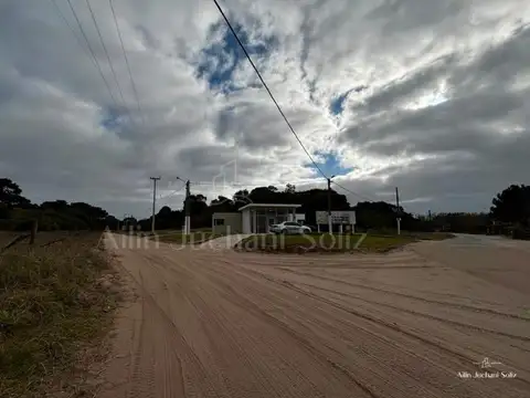 Terreno en Venta 44  mts Fondo