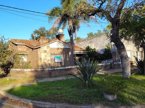 Casa en Lucio V Lopez