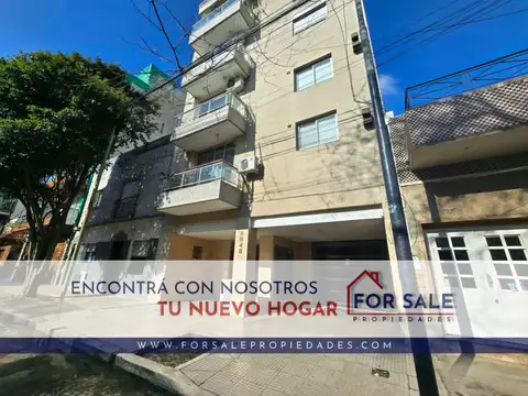 Semipiso 1 y 1/2 Ambientes, al Frente con Balcón
