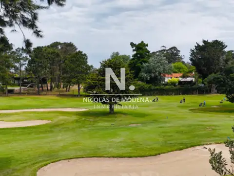 Espectacular terreno con vista sobre la cancha de Golf