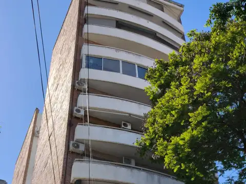 Dorrego  al 300