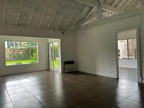 Casa en Venta en Del Viso, USD 220.000