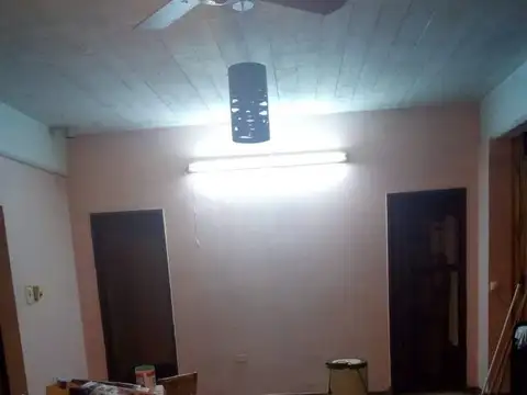 Casa en Venta en Barrio Garin Norte, USD 90.000
