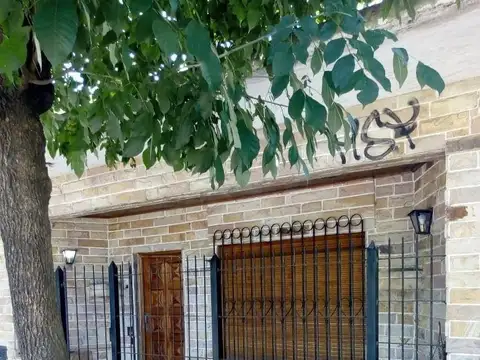 Casa en venta en Garín