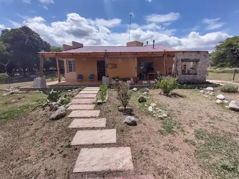 Casa en Venta con 4 cocheras